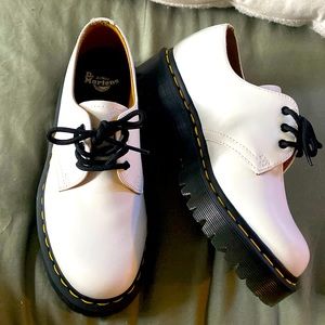 Dr. Marten White Platform Oxford
